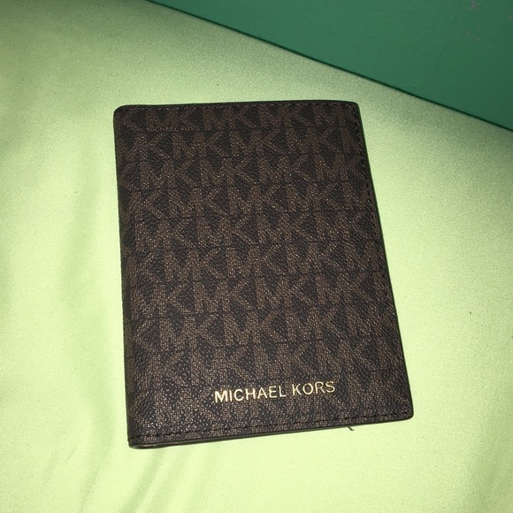Gorgeous Michael Kors Passport Holder